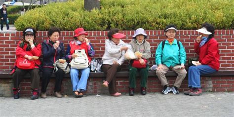 아줌마 항문: 사회적 인식과 문화적 배경